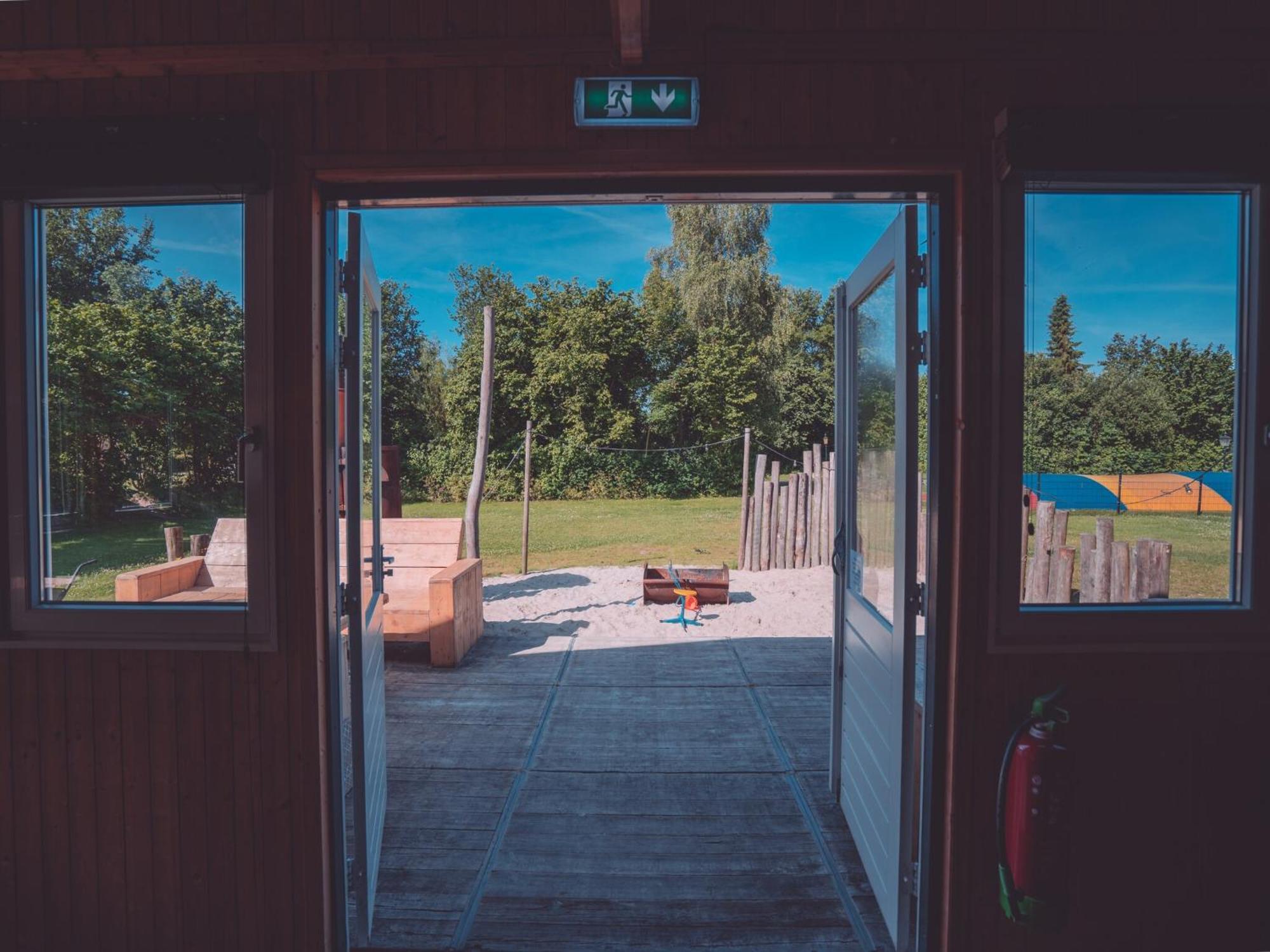 Houses And Group Room, Close To Nature Reserve Bant Exterior photo